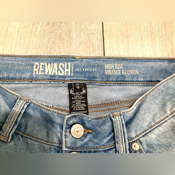 Rewash High Rise Vintage Reunion Crop Frayed Hem Jeans 9/29 - Picture 4 of 13